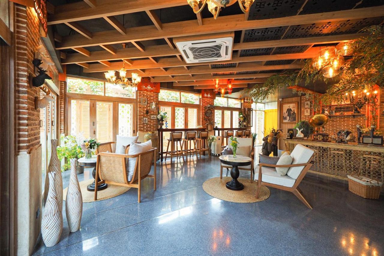 Sanae' Oldtown Hotel Chiang Mai Exterior photo