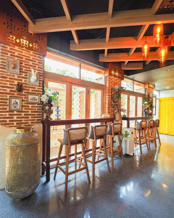 Sanae' Oldtown Hotel Chiang Mai Exterior photo